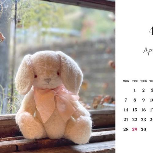 作家テディベアー　首傾げる可愛い　卓上さん Akiko Bear 作品展 – 【公式】日本テディベア協会
