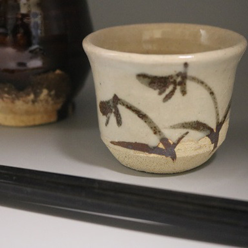 唐津焼きのおちょこ Amazon.co.jp: からつ焼 おちょこ ぐい呑み 5個セット 唐津焼 : ホーム