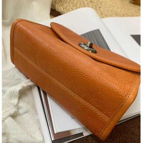 レザーショルダーバッグ - ブラウン | ZARA Japan / 日本