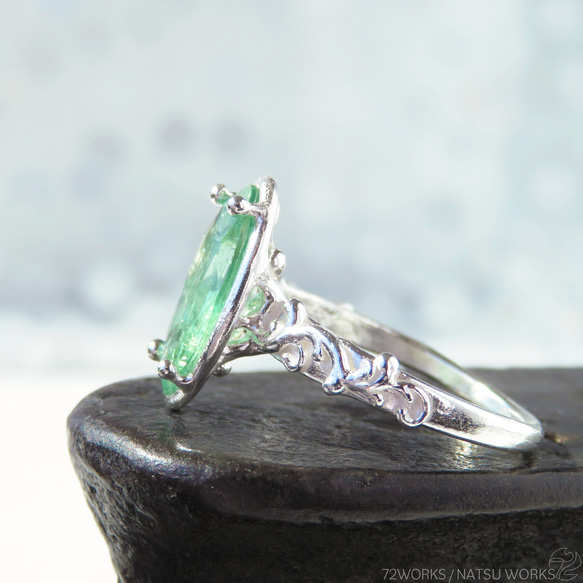 グリーンカイヤナイト リング / Green Kyanite Ring () 2枚目の画像