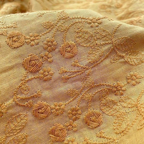 特選金彩刺繍付下げ【市松・麻の葉◆更紗花唐草】淡いミントグリーン 白 銀 金 袋帯 未使用 フォーマル 正絹 手刺繍 蘇州刺繍 引箔地 金色地 菊
