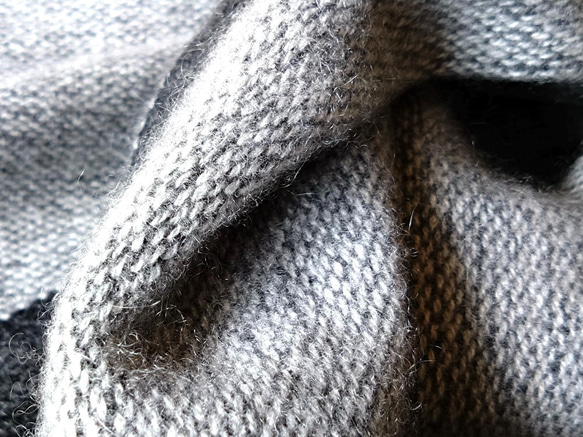 値下げ　手織りカシミヤ100％リバーシブル大判マフラー　カシミヤマフラー　リバーシブル織　ファッション　防寒 13枚目の画像