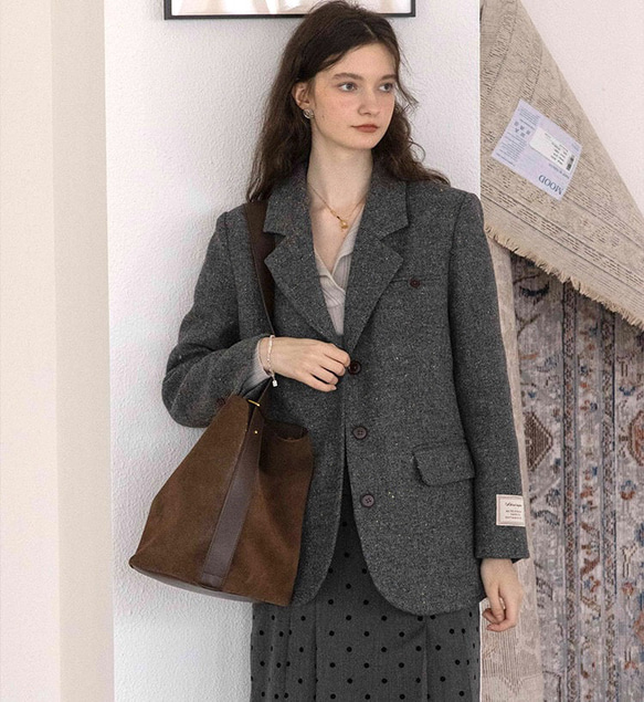 【再販】格好よく羽織る暖かいテーラードジャケットコート 裏地キルティング【冬春秋】グレー 4枚目の画像