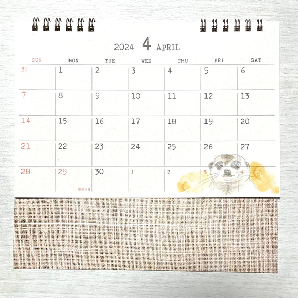 ご予約⭐️2024年　ミーアキャットの卓上カレンダー（手書き） 4枚目の画像