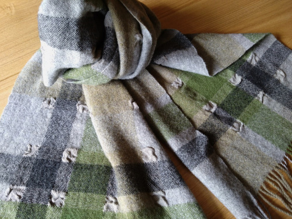 値下げ　手織りシルクエクストラファインラムウールのフェルトマフラー　ファッション　防寒 10枚目の画像