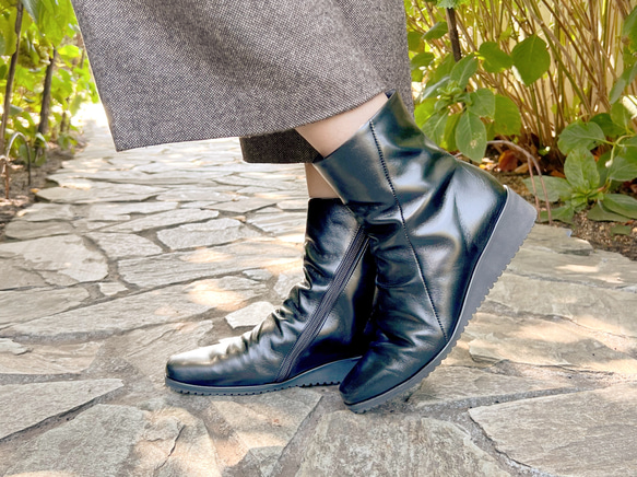 まるで魔法のブーツ♪茶色も追加♪更に快適になりました♪Creemaにも登場♪吸い付くようなフィット感と驚きの軽さ♪ 2枚目の画像