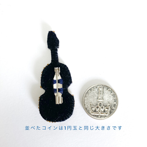 バイオリンのミニブローチ ビーズ刺繍 オートクチュール刺繍 ブローチ