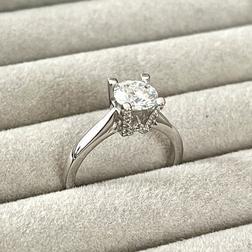 12号・1カラット・証明書付】世界最高の輝き モアッサナイト 一粒  