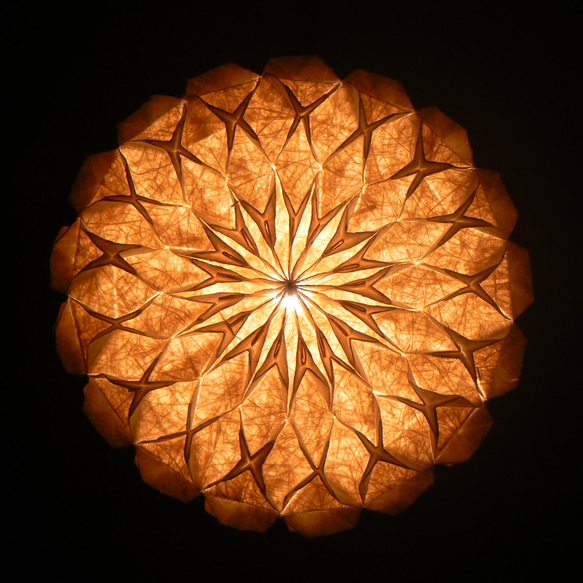 和紙の手作りランプシェード　美濃和紙使用　[折] 10-1　どこにもない癒しの手作り一点物作品　ギフト・模様替えに最適 