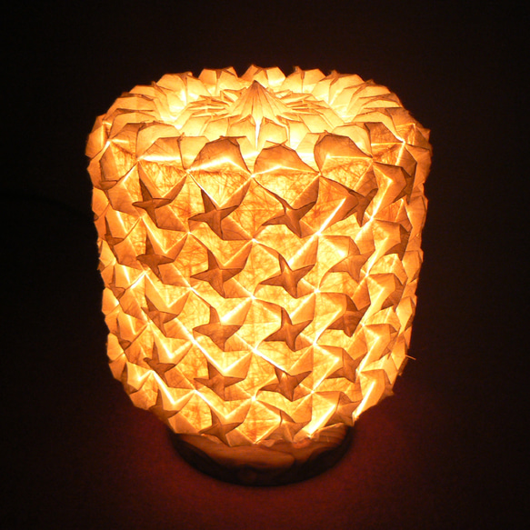 和紙の手作りランプシェード　美濃和紙使用　[折] 10-1　どこにもない癒しの手作り一点物作品　ギフト・模様替えに最適 