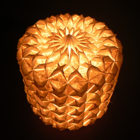 和紙の手作りランプシェード　美濃和紙使用　[折] 10-1　どこにもない癒しの手作り一点物作品　ギフト・模様替えに最適 