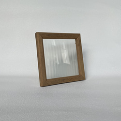 【送料無料】旭川家具職人が造りました。古い木材となみなみガラスで作った木製枠のフレーム 2枚目の画像