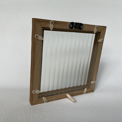 送料無料】旭川家具職人が造りました。古い木材となみなみガラスで作っ