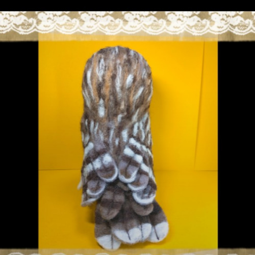 【羊毛フェルト】モリフクロウ☆2/3 サイズ☆ 羊毛フェルト】モリフクロウ☆2/3 サイズ☆