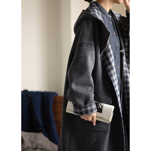 フード付きウール混紡ロングコート ツイード生地コート 牛角ボタン