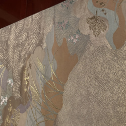 2292豪華な刺繍の袋帯リメイク　正絹テーブルランナー 7枚目の画像