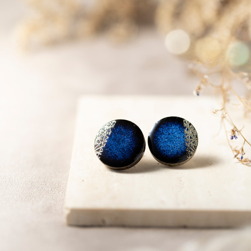 美濃焼陶器×彫刻【carve】木漏れ日 藍色 丸 陶器 ピアス イヤリング