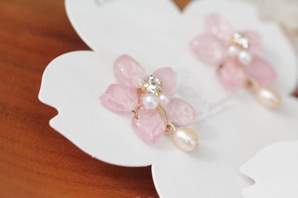 真正的櫻花和淡水珍珠耳環 Somei Yoshino 第6張的照片