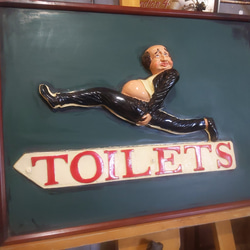 コミカルなトイレット看板  アンティークボード  TOILETサイン  黒板  #WC  #店舗什器  #洋食店 4枚目の画像