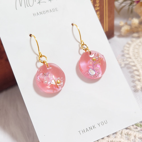 シンプル 冬 ピアス レジン フック 揺れる レジン イヤリング