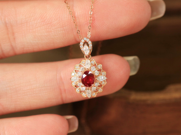 天然ダイヤモンド付きルビーペンダントトップk18