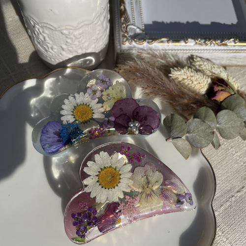 お花畑のバンスクリップ/ビオラ、ドライフラワー ヘアクリップ・バナナ  