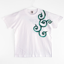 唐草柄緑メンズTシャツ グリーン 手描きで描いた唐草模様のTシャツ 5枚目の画像