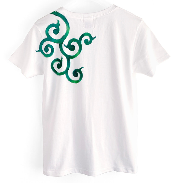 唐草柄緑メンズTシャツ グリーン 手描きで描いた唐草模様のTシャツ 9枚目の画像