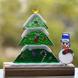 ステンドグラス　クリスマス　クリスマスツリーと雪だるまさん 1枚目の画像