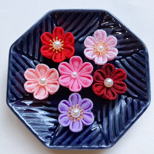 つまみ細工 髪飾り ヘアクリップをUピンに変更 小花 髪飾り ヘアクリップ・Uピン つまみ細工髪飾り【各在庫1点限り