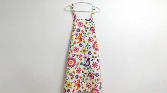 東欧風（生成り地・マゼンタ）サイズ・タイプが選べる　大人用エプロン　 4枚目の画像