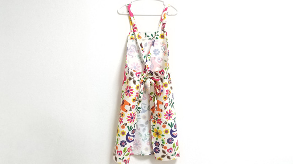 東欧風（生成り地・マゼンタ）サイズ・タイプが選べる　大人用エプロン　 5枚目の画像