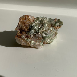 雲母を伴う蛍石 Fluorite with Muscovite 産地:アメリカ 1枚目の画像