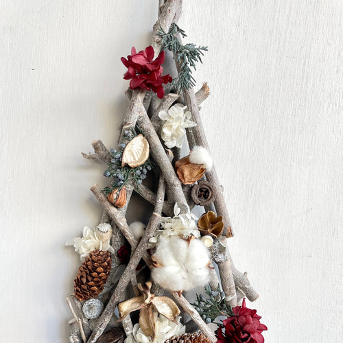 コットンフラワーのクリスマスツリー 壁掛け Christmas tree