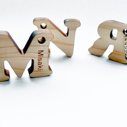 木製　アルファベット キーホルダー　名入れ　ひのき　木製　ウッド　プチ　ギフト 5枚目の画像