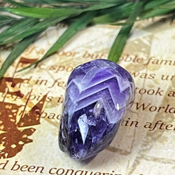 ファントム✨　アメジスト　紫水晶　原石　ミニタンブル 4枚目の画像