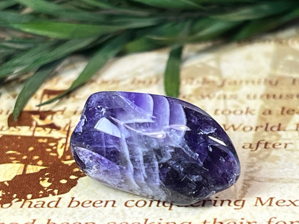 ファントム✨　アメジスト　紫水晶　原石　ミニタンブル 1枚目の画像