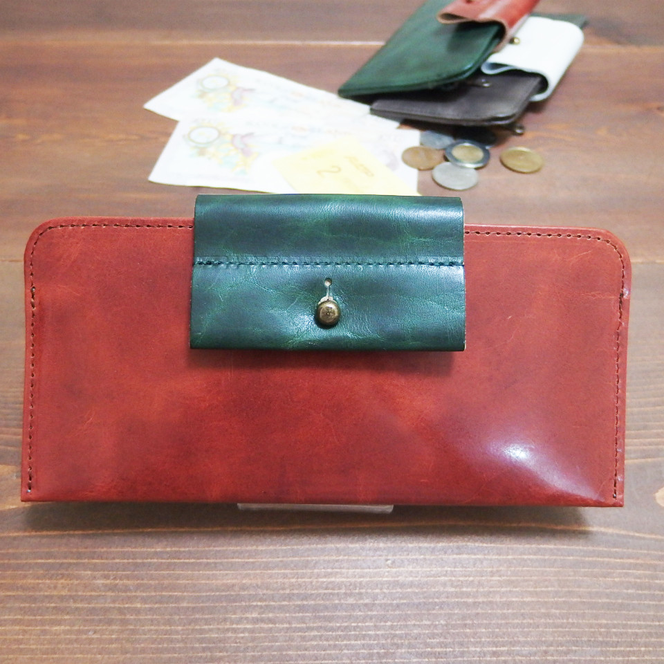 c２　オイルレザー　フラップ　長財布　ブラウン　レディース　メンズ　ギボシ　ナチュラルな風合いなレザーウォレット　日本製