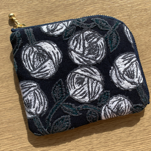 ミナペルホネン カドルパースrosy navy