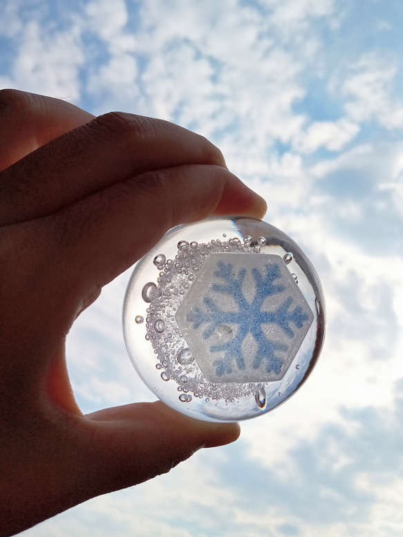 冬をお部屋に。雪の結晶のペーパーウェイト 5枚目の画像