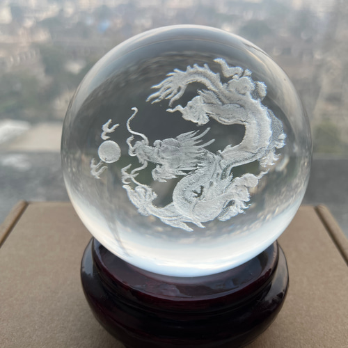 立体的な龍 置物 水晶玉 台座付き 直径80mm インテリア その他 立体的な龍 置物 水晶玉 台座付き 直径80mm インテリア その他