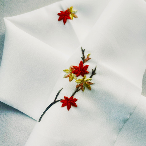 手刺繍半衿「紅葉」 和装小物(帯・半襟) aki.no. 通販 手刺繍半衿「紅葉」 和装小物(帯・半襟) aki.no. 通販