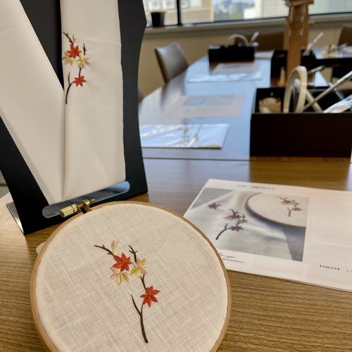 手刺繍半衿「紅葉」 和装小物(帯・半襟) aki.no. 通販 手刺繍半衿「紅葉」 和装小物(帯・半襟) aki.no. 通販