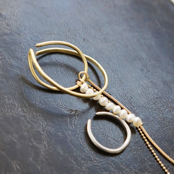 【限量款】「drops」【單耳夾/黃銅】2/3向淡水珍珠蛇鏈珠鍊 第5張的照片