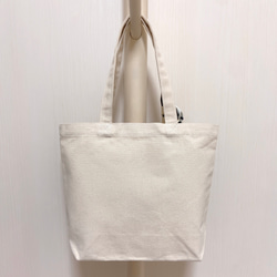 オリジナル シーズー トートバッグ 手描き  オリジナルイラスト 鞄  ペイズリー ほっかむり スカーフ 犬 生成 白 4枚目の画像