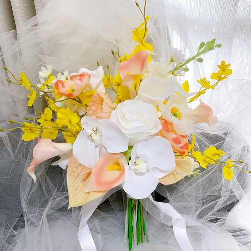 ウエディングブーケ ブライダル 結婚式 前撮り 胡蝶蘭 クラッチブーケ 結婚式 和婚 和装前撮り ブライダル 胡蝶蘭と藤の花の和風