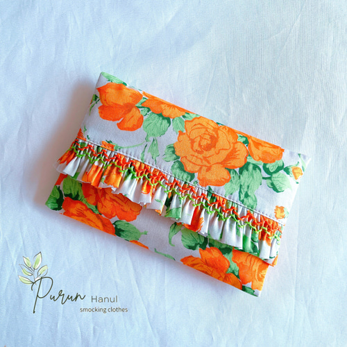 Sale!!リバティ スモッキング刺繍のポケットティッシュケース その他  