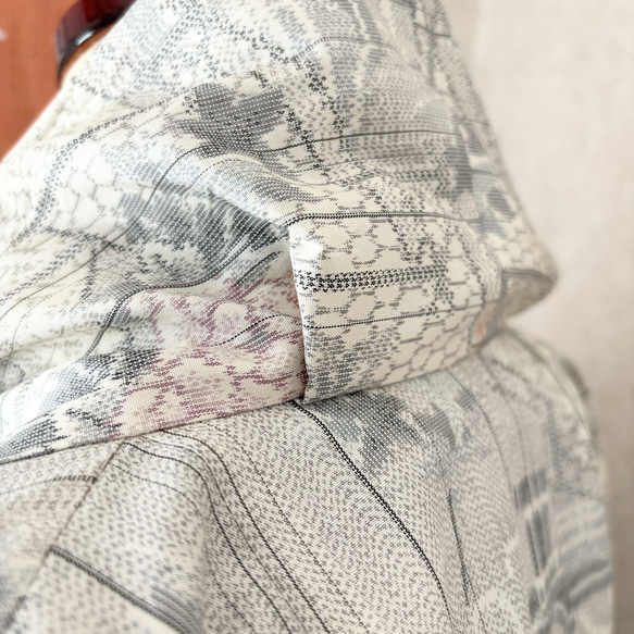 白大島紬で作ったコート　麗らか 7枚目の画像