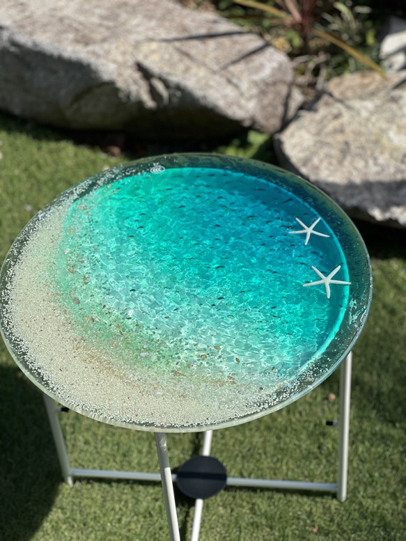 円形ガラスラウンドテーブル　エメラルドグリーンムーンビーチ　水紋のエメラルドブルーの海　 8枚目の画像