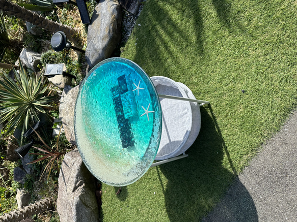 円形ガラスラウンドテーブル　エメラルドグリーンムーンビーチ　水紋のエメラルドブルーの海　 10枚目の画像